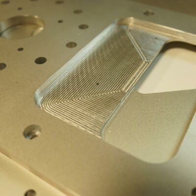 Aluminium 10mm usiné pour CLEMESSY