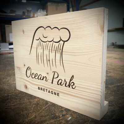 gravure logo sur bois
