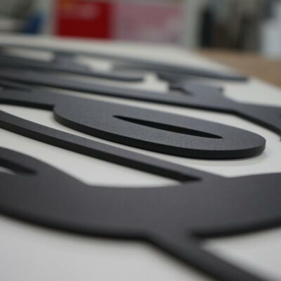 lettrage aluminium