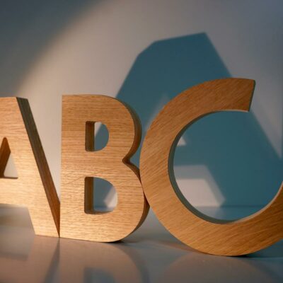 lettres en bois