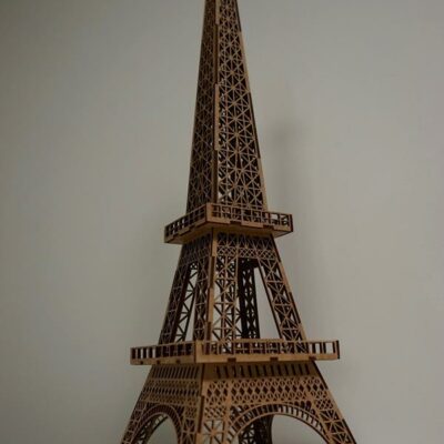 tour eiffel découpée au laser