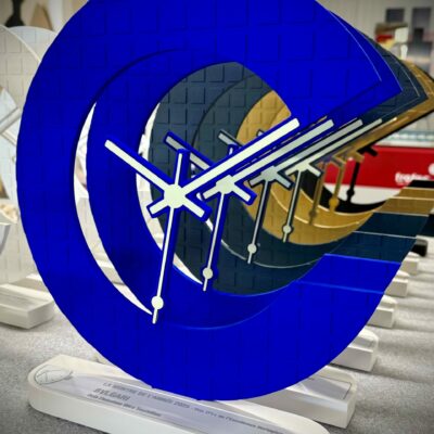 trophée design bleu